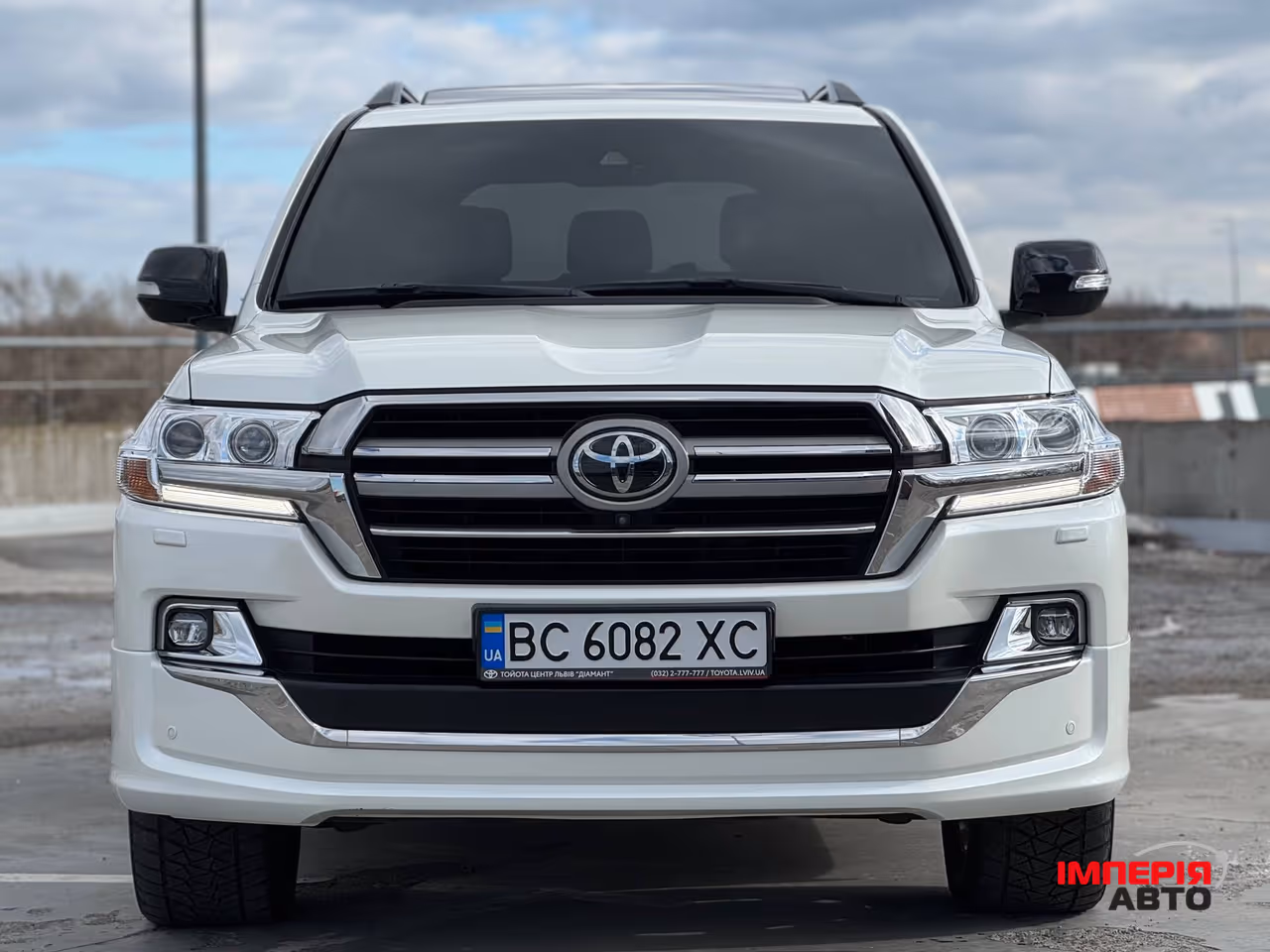Toyota Land Cruiser - фото 2