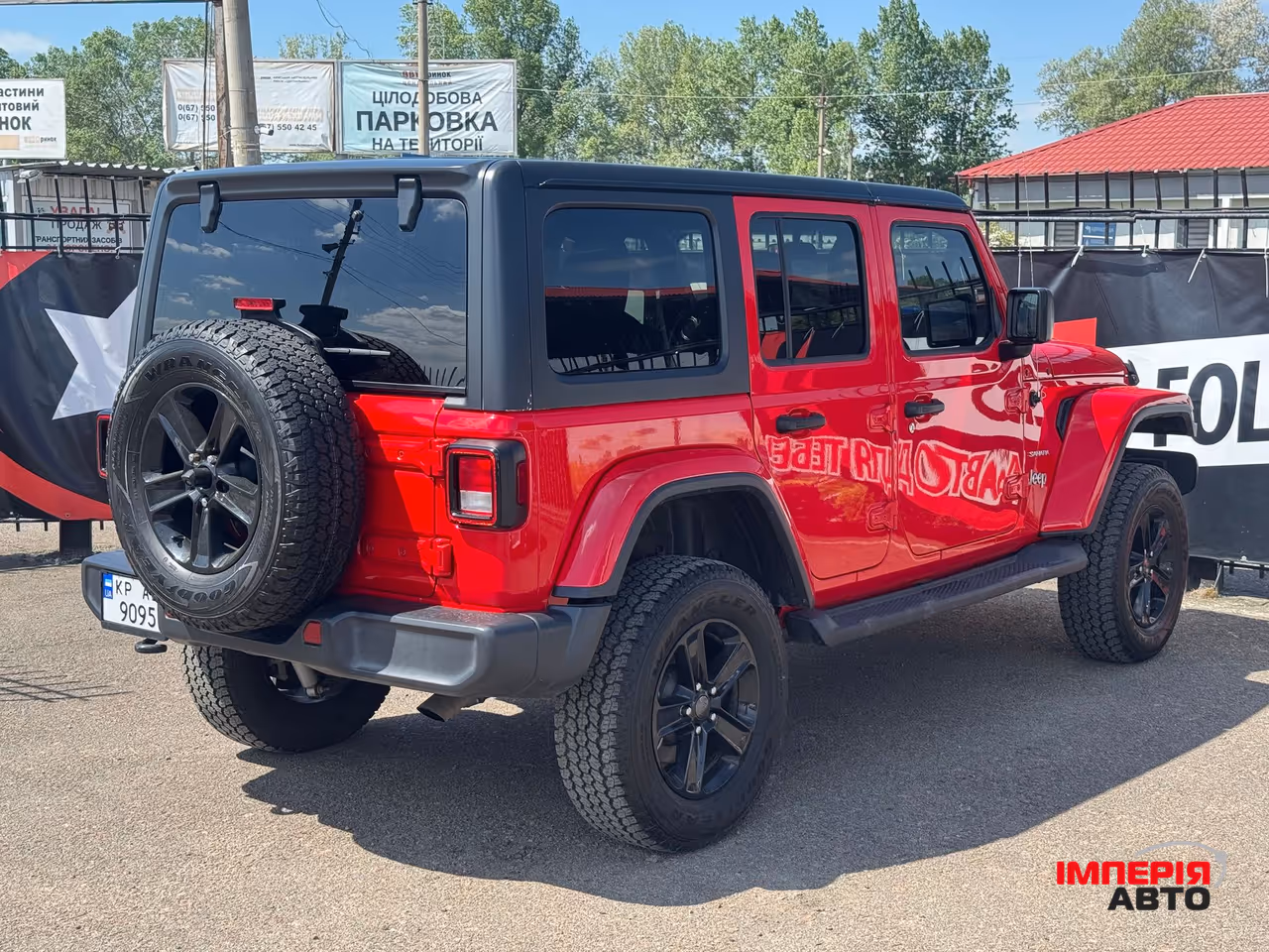 Jeep Wrangler - фото 7