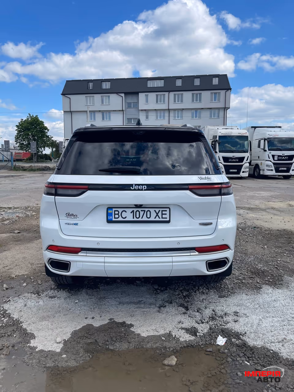 Jeep Grand Cherokee - фото 9