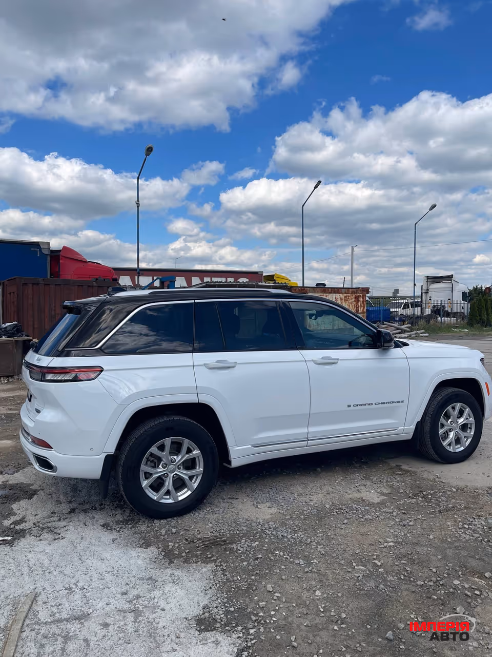 Jeep Grand Cherokee - фото 5