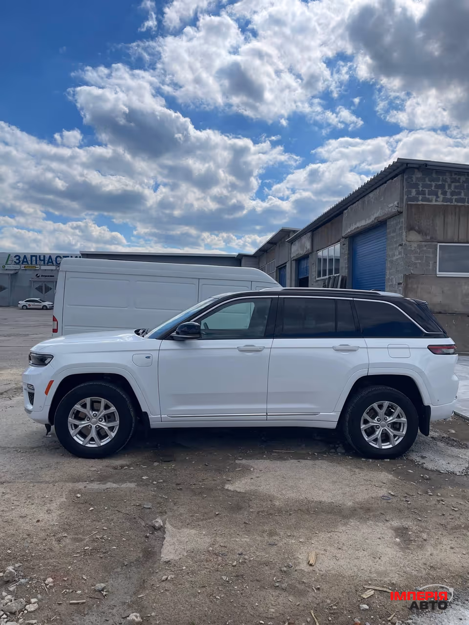Jeep Grand Cherokee - фото 3