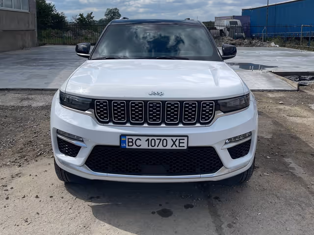 Jeep Grand Cherokee - фото 1