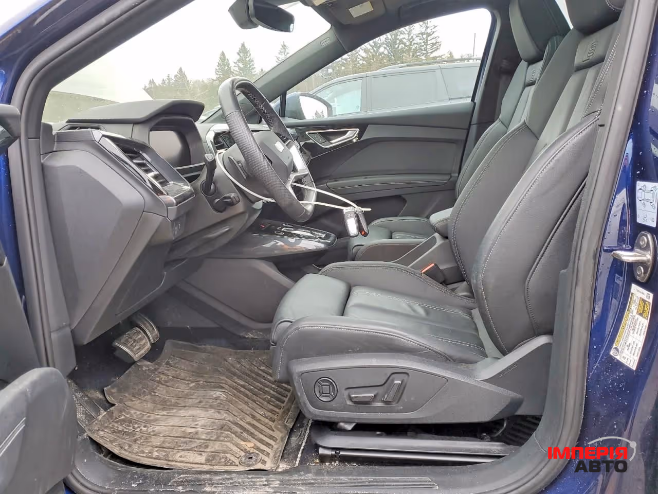 Audi Q4 e-tron - фото 7