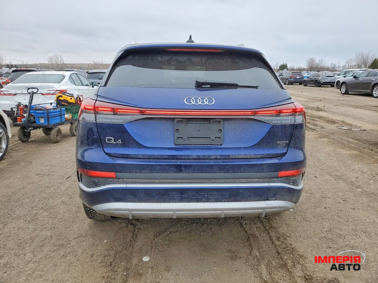 Audi Q4 e-tron - фото 5