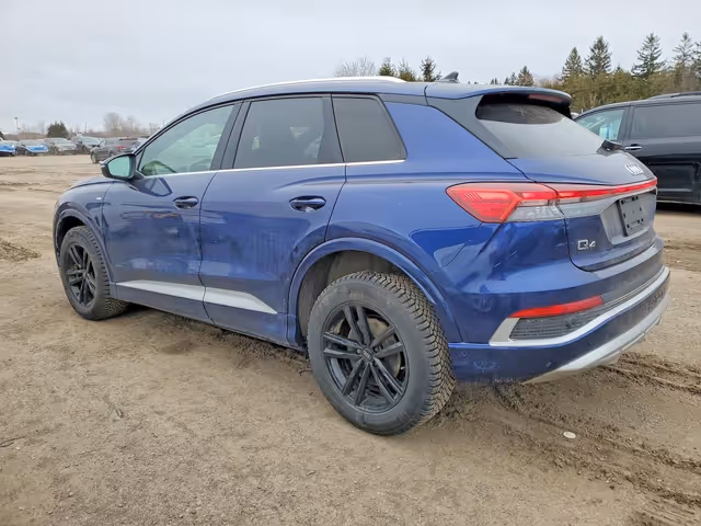 Audi Q4 e-tron - фото 4