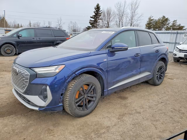Audi Q4 e-tron - фото 3