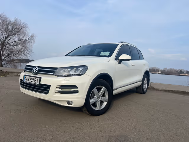 Volkswagen Touareg - фото 3