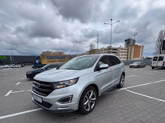 Ford Edge - фото 1