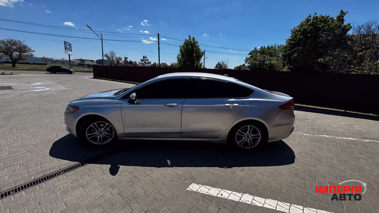 Ford Fusion USA - фото 12