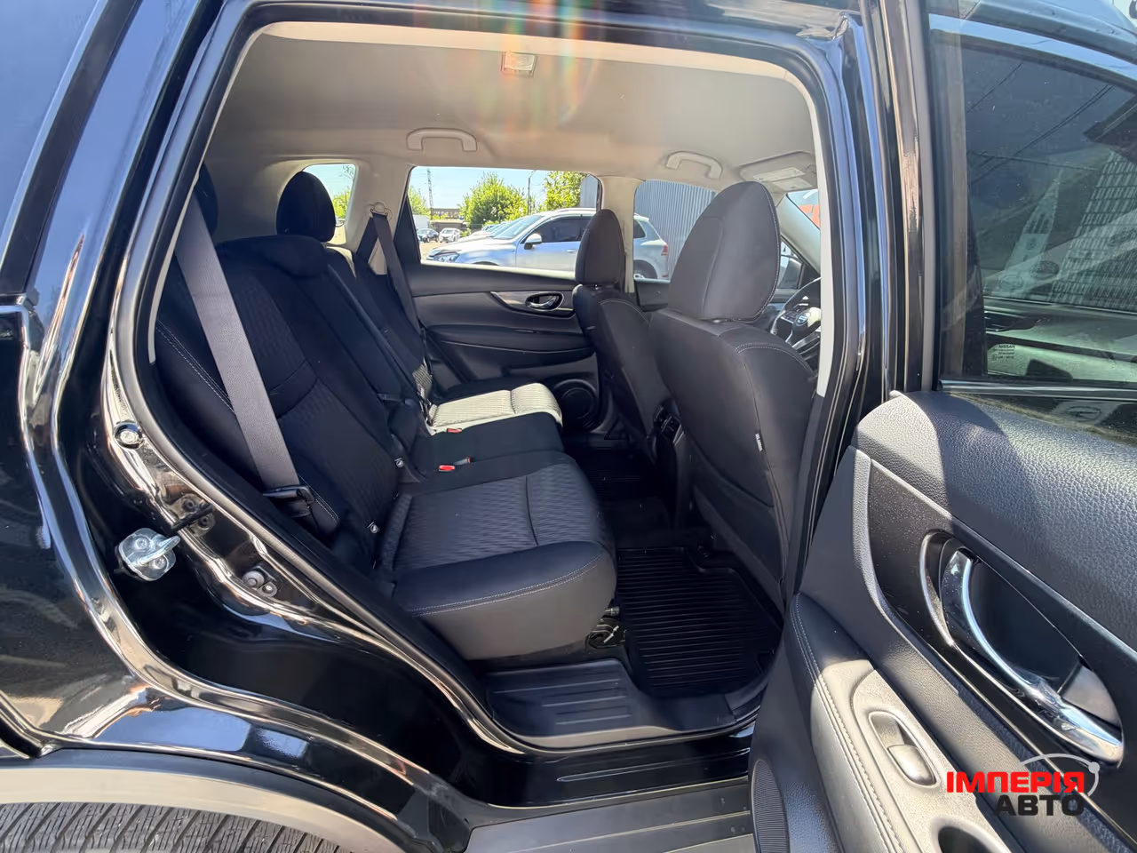 Nissan Rogue - фото 9