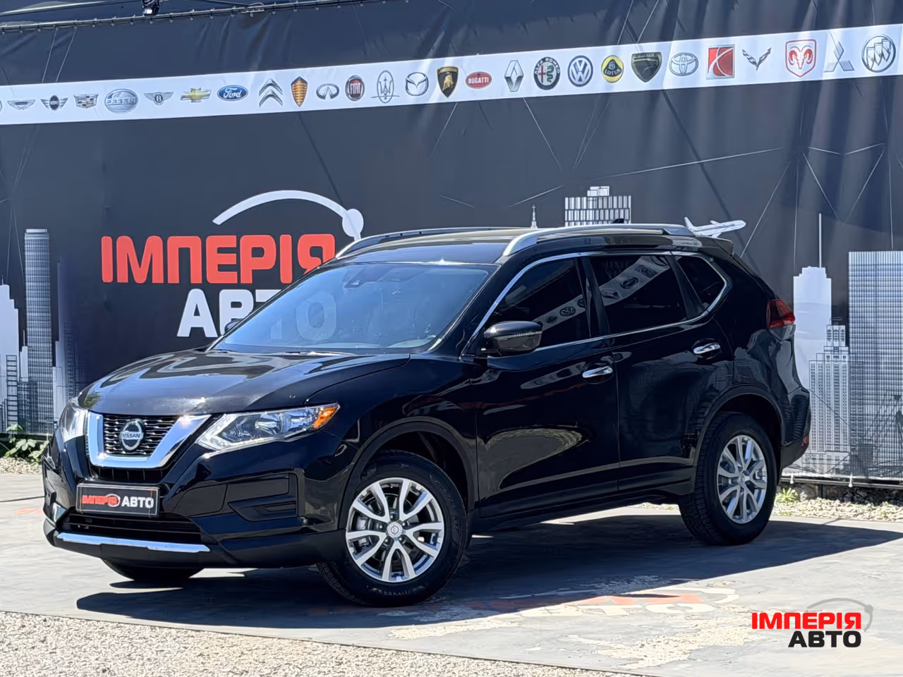 Nissan Rogue - фото 1