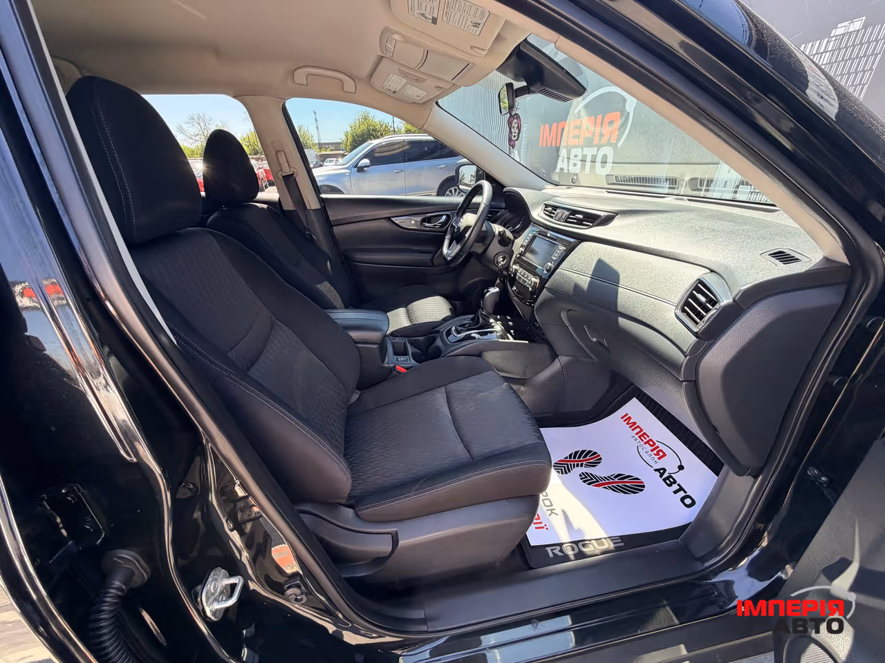 Nissan Rogue - фото 10
