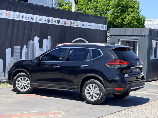 Nissan Rogue - фото 5