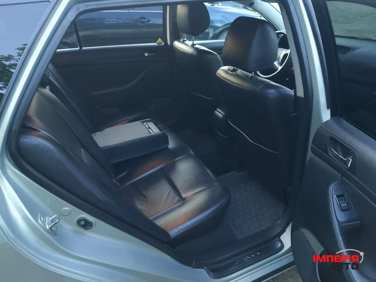 Toyota Avensis - фото 22