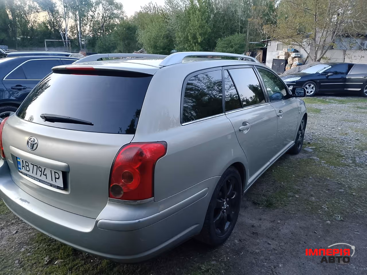 Toyota Avensis - фото 6