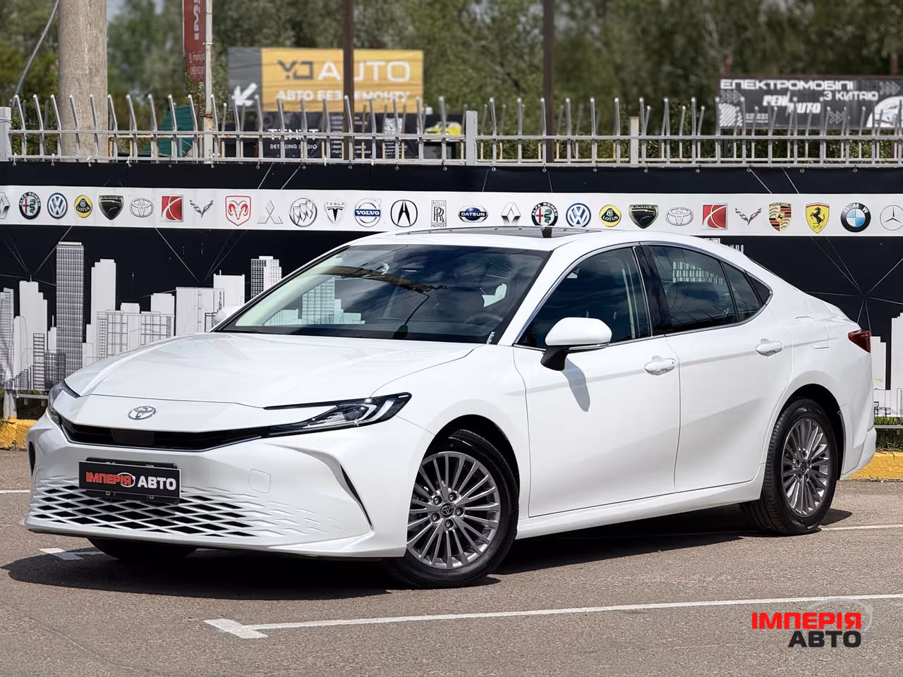 Toyota Camry - фото 5