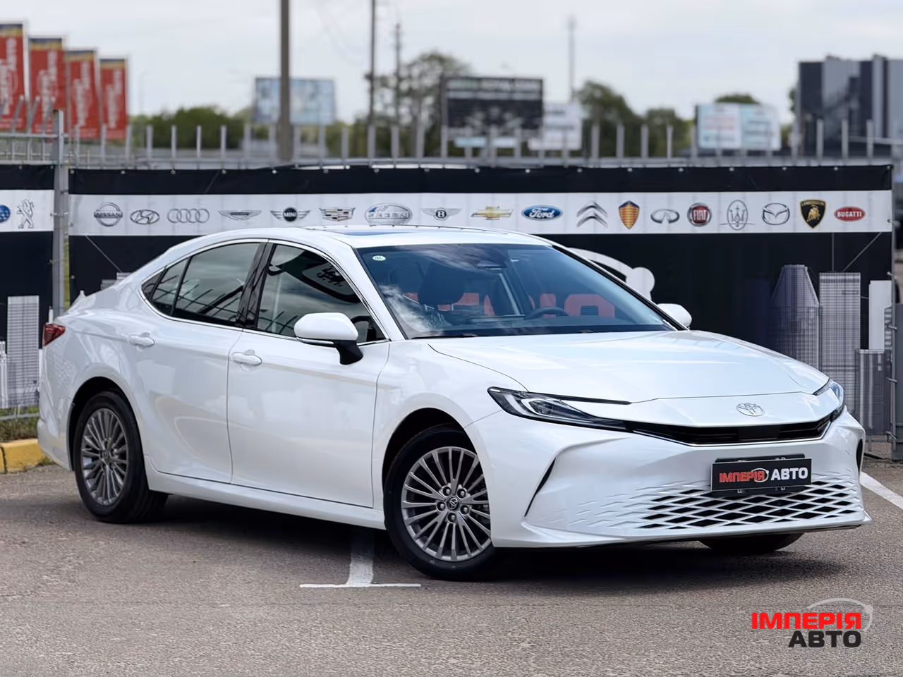 Toyota Camry - фото 6