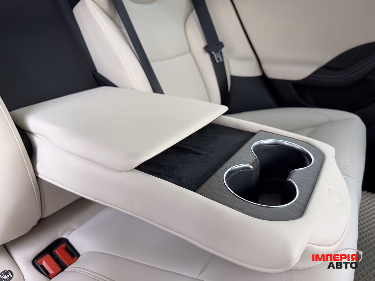 Tesla Model S - фото 75