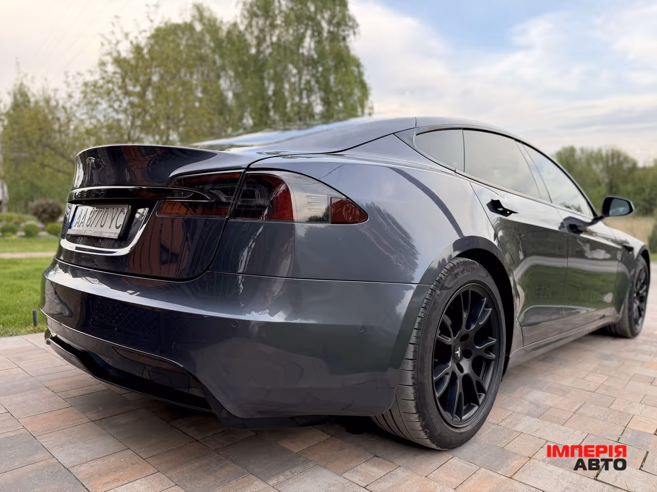Tesla Model S - фото 10