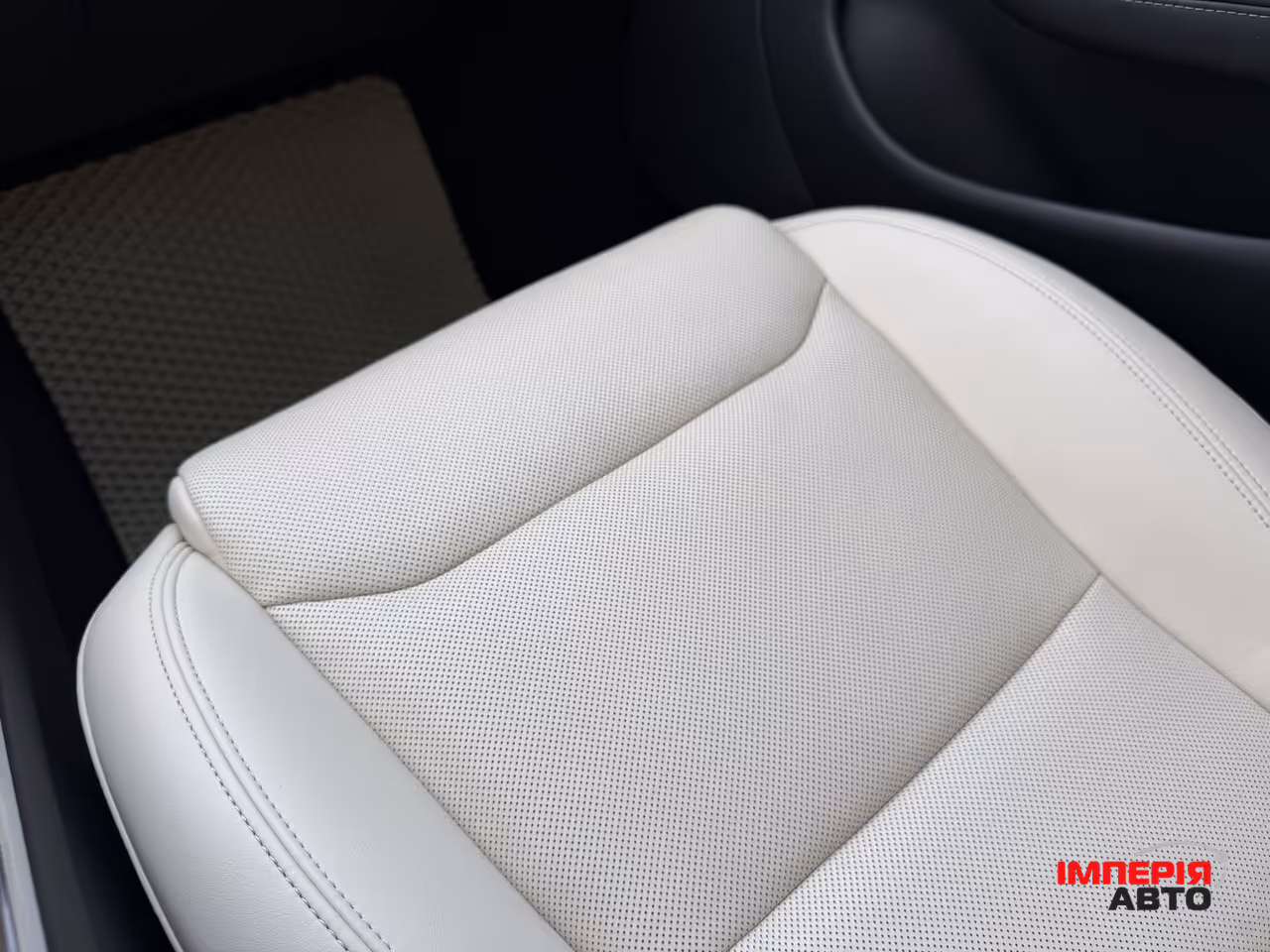 Tesla Model S - фото 81