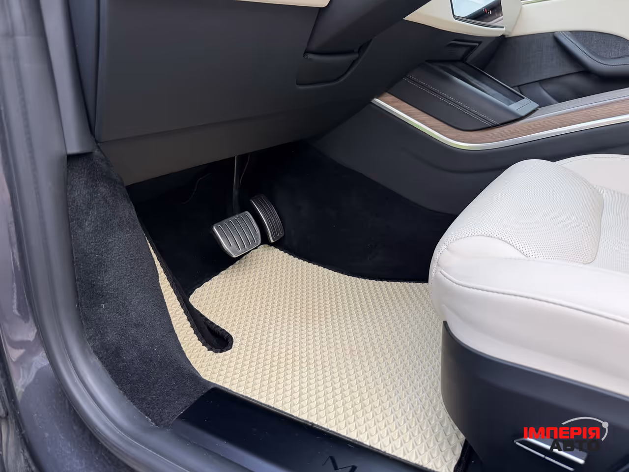 Tesla Model S - фото 23