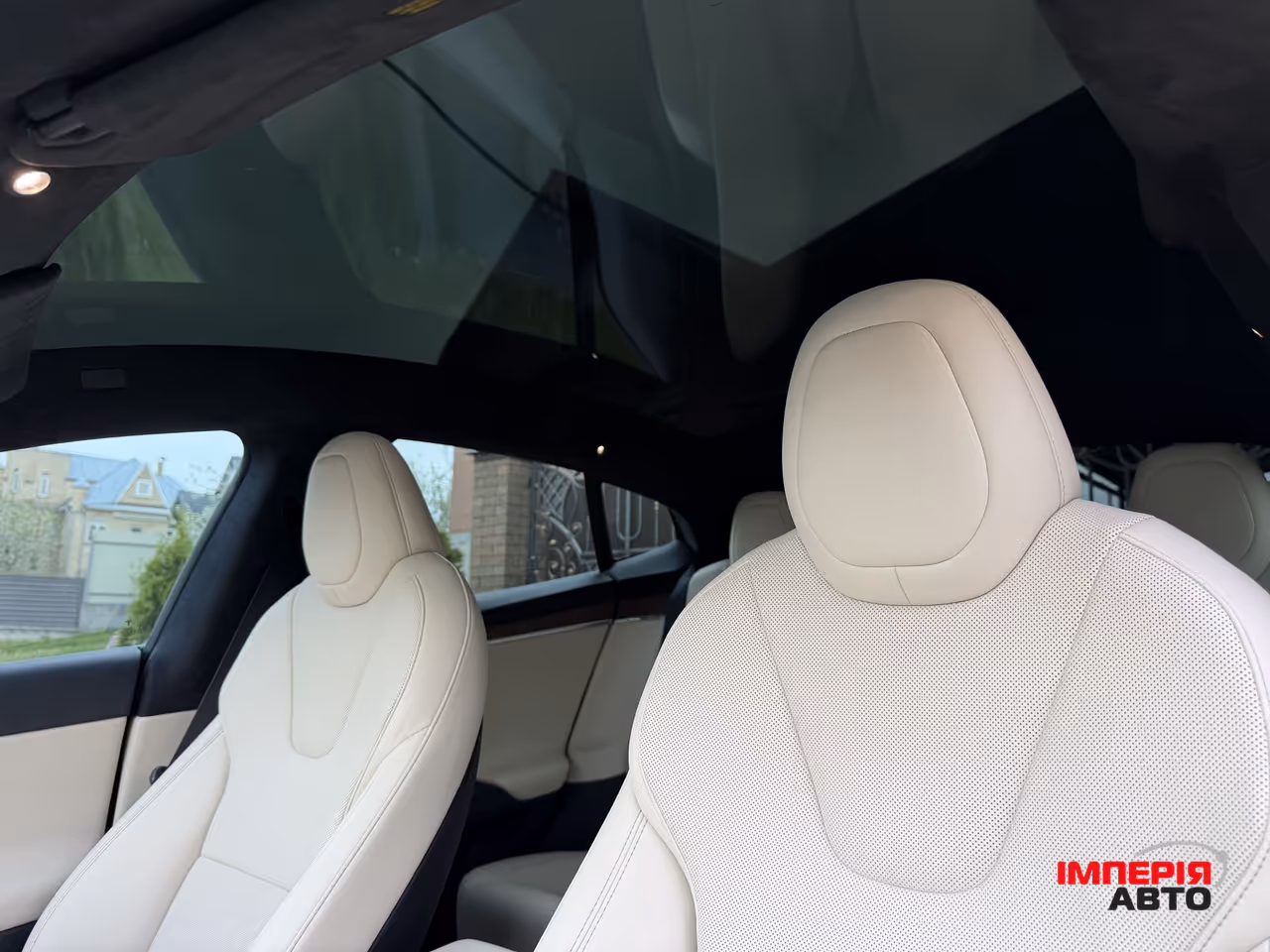 Tesla Model S - фото 28