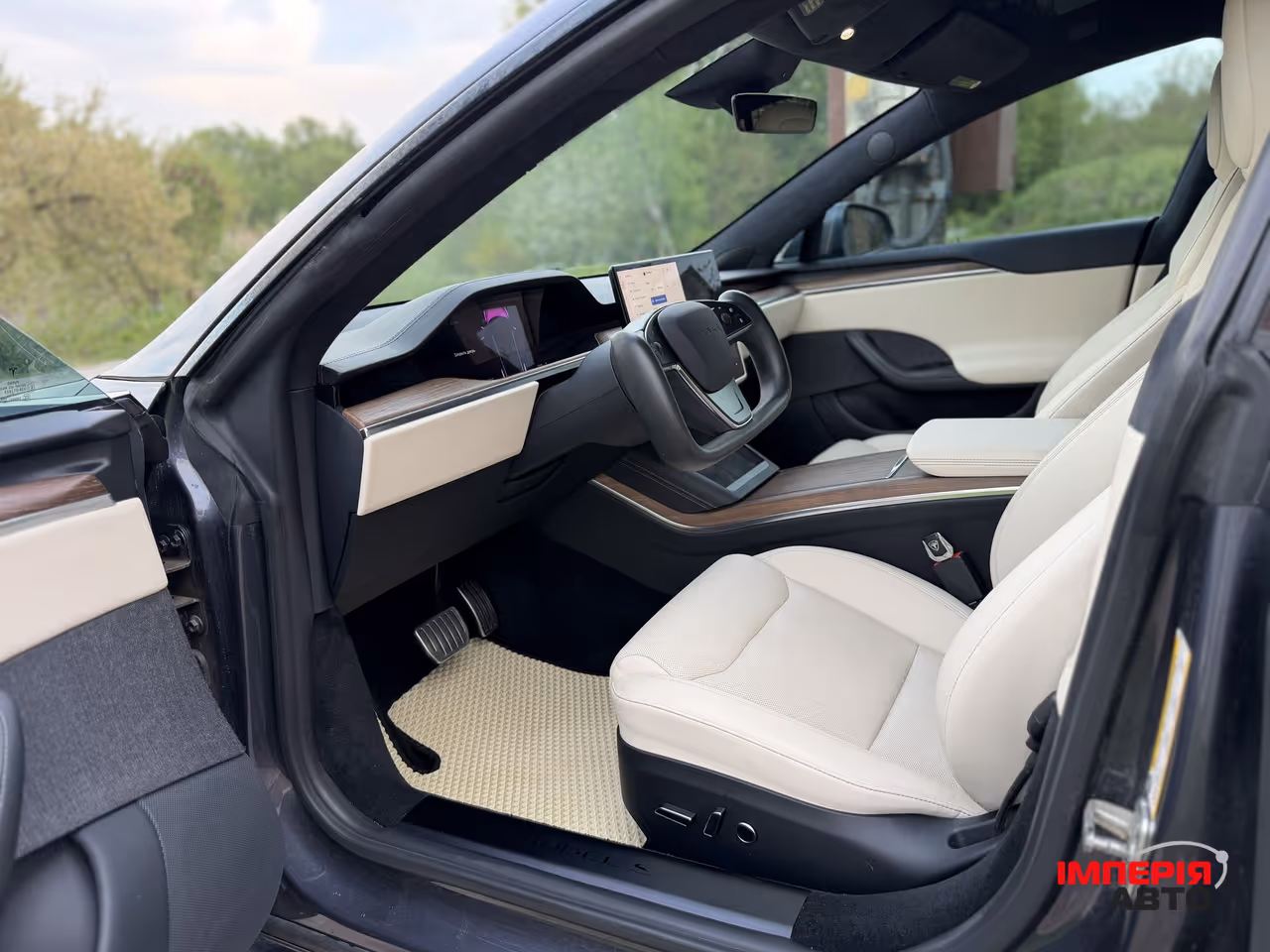 Tesla Model S - фото 2