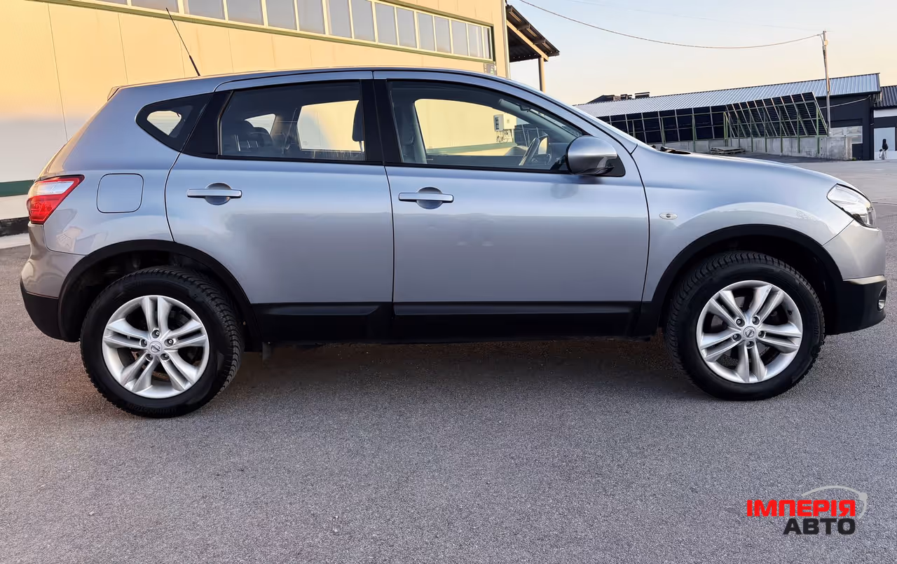 Nissan Qashqai - фото 21