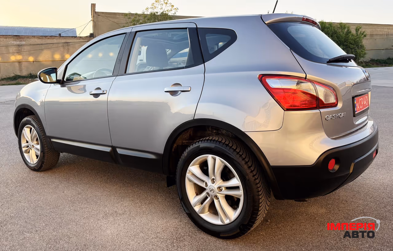 Nissan Qashqai - фото 5
