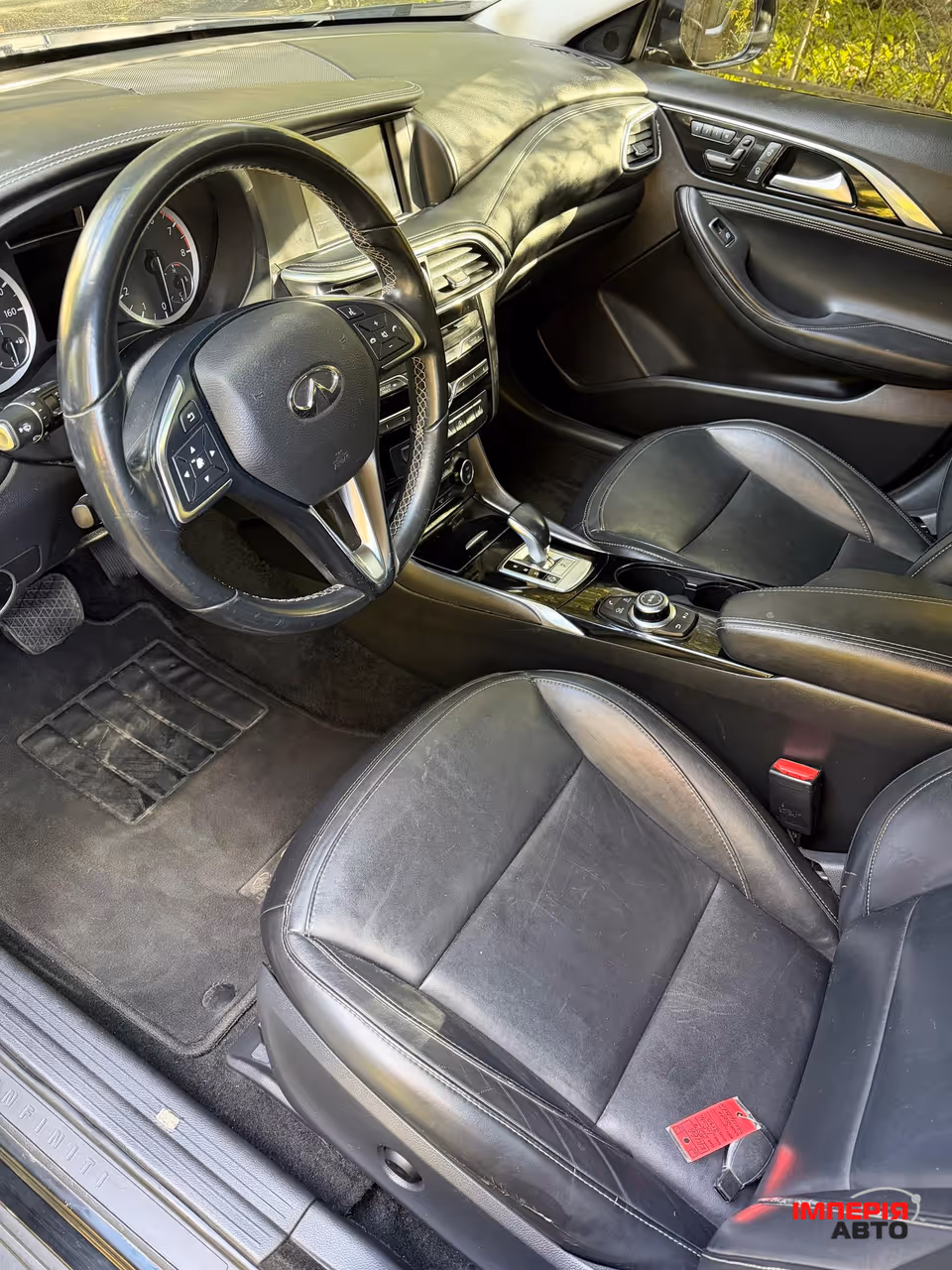 Infiniti QX30 - фото 2