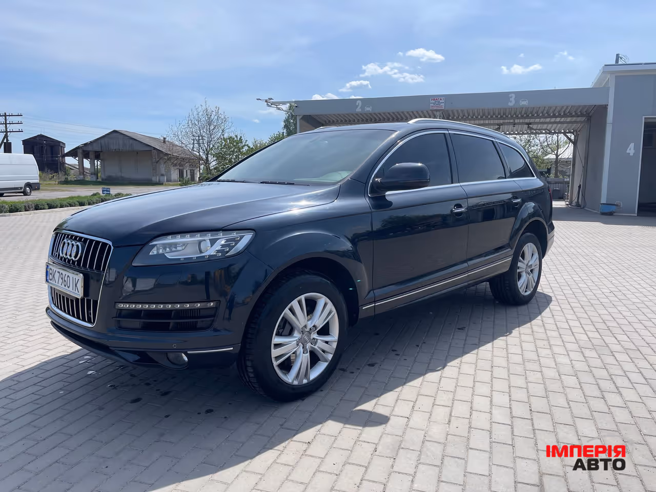 Audi Q7 - фото 2