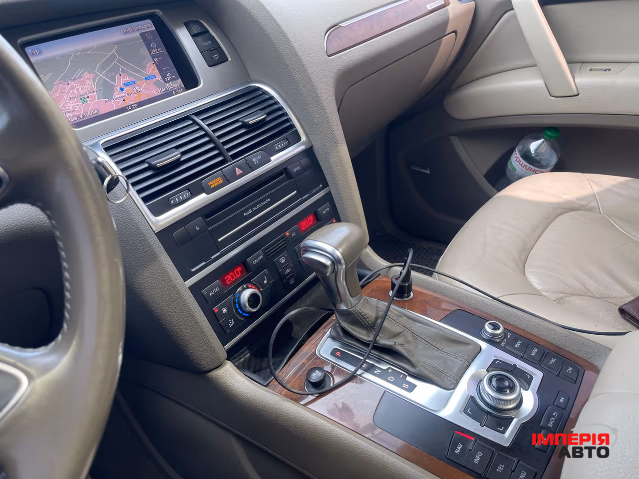 Audi Q7 - фото 4