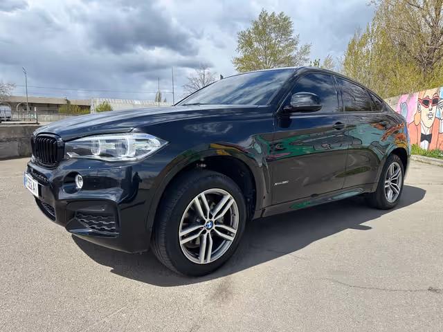 BMW X6 - фото 2