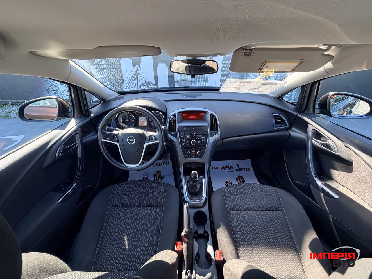 Opel Astra - фото 7