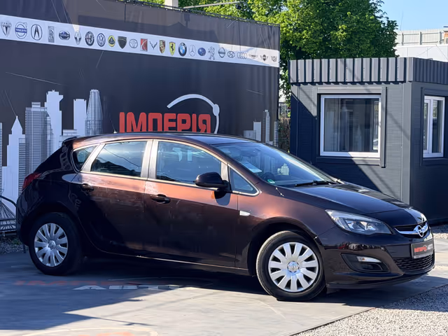 Opel Astra - фото 3