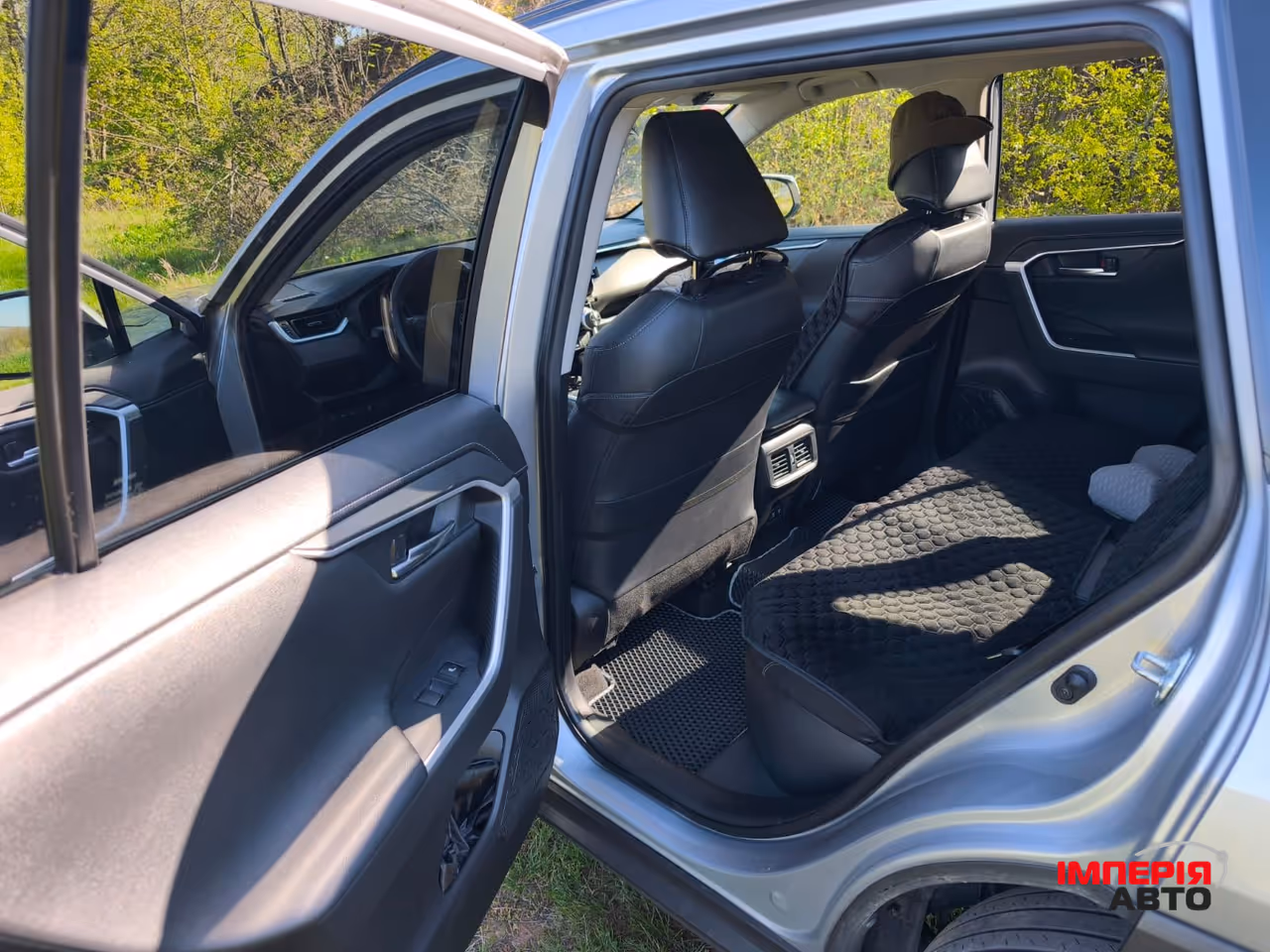 Toyota RAV4 - фото 51
