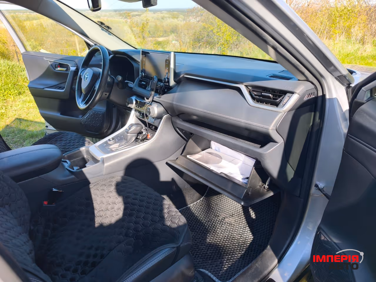 Toyota RAV4 - фото 30