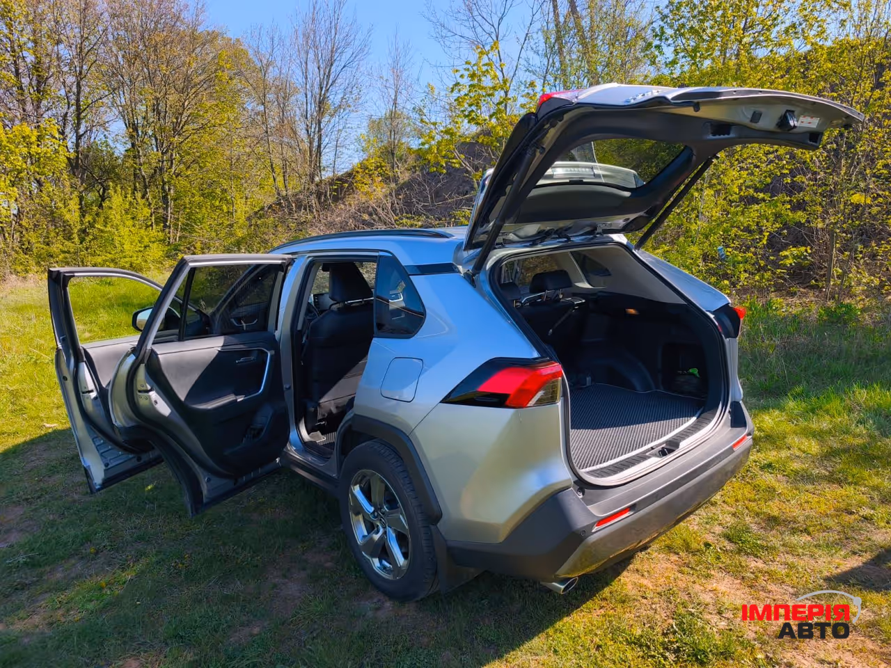 Toyota RAV4 - фото 26
