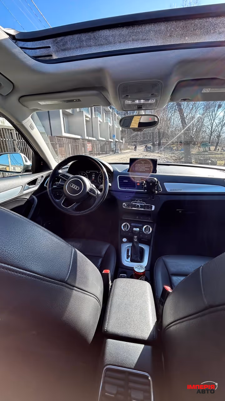 Audi Q3 - фото 8