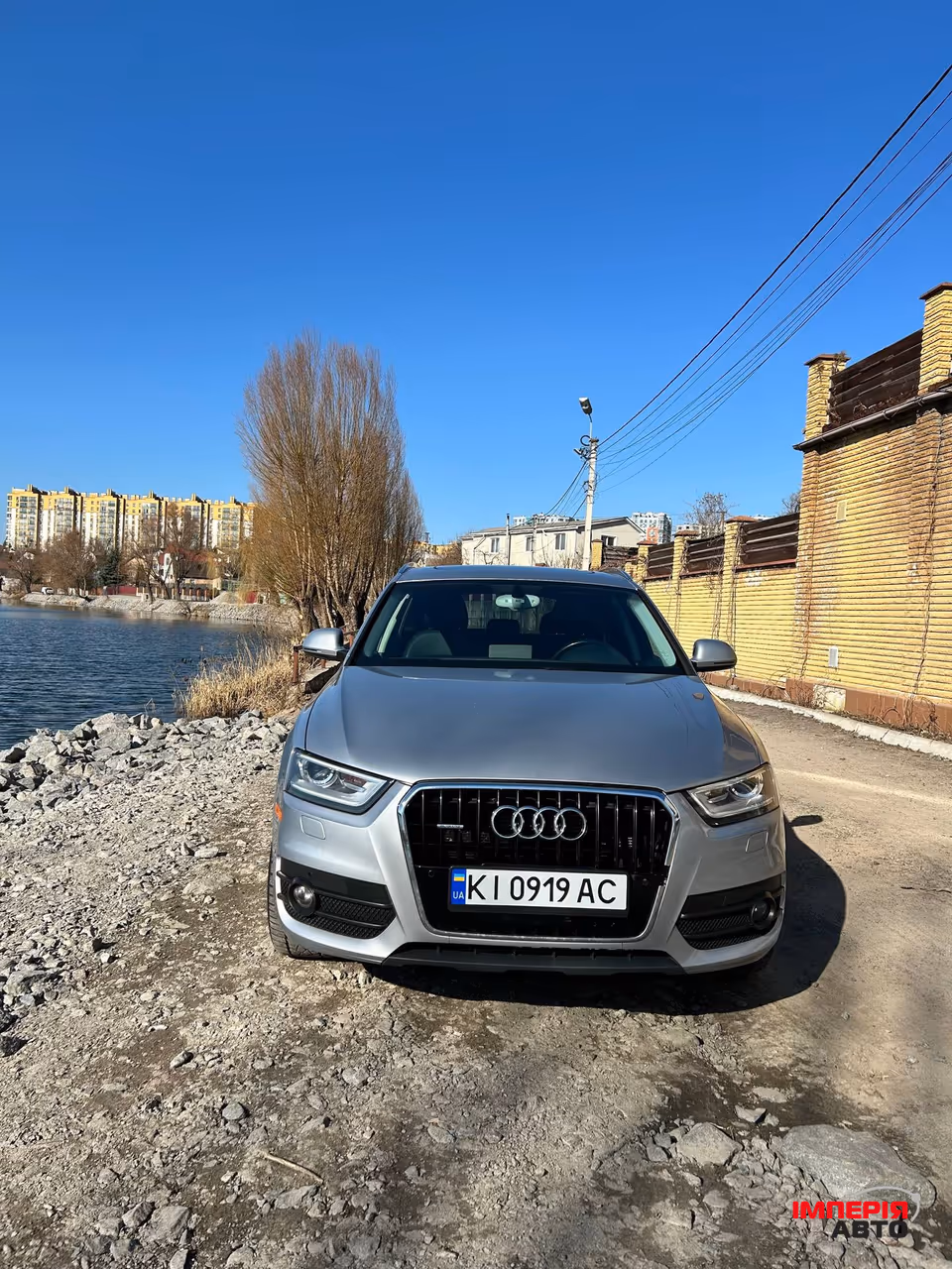 Audi Q3 - фото 3