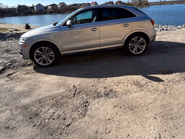 Audi Q3 - фото 5
