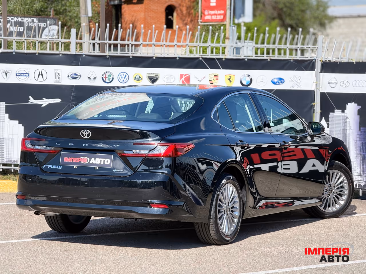 Toyota Camry - фото 13