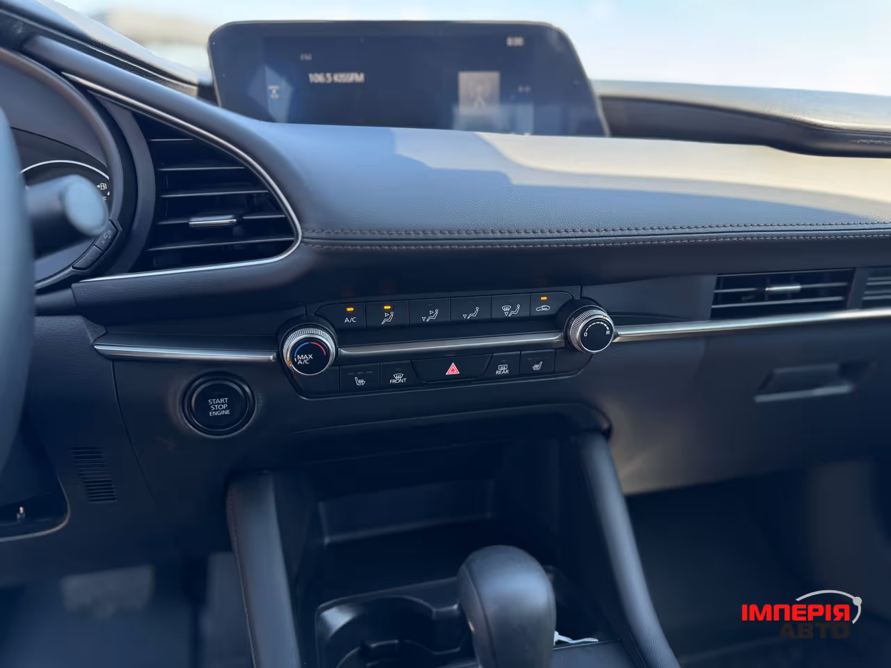 Mazda 3 - фото 15