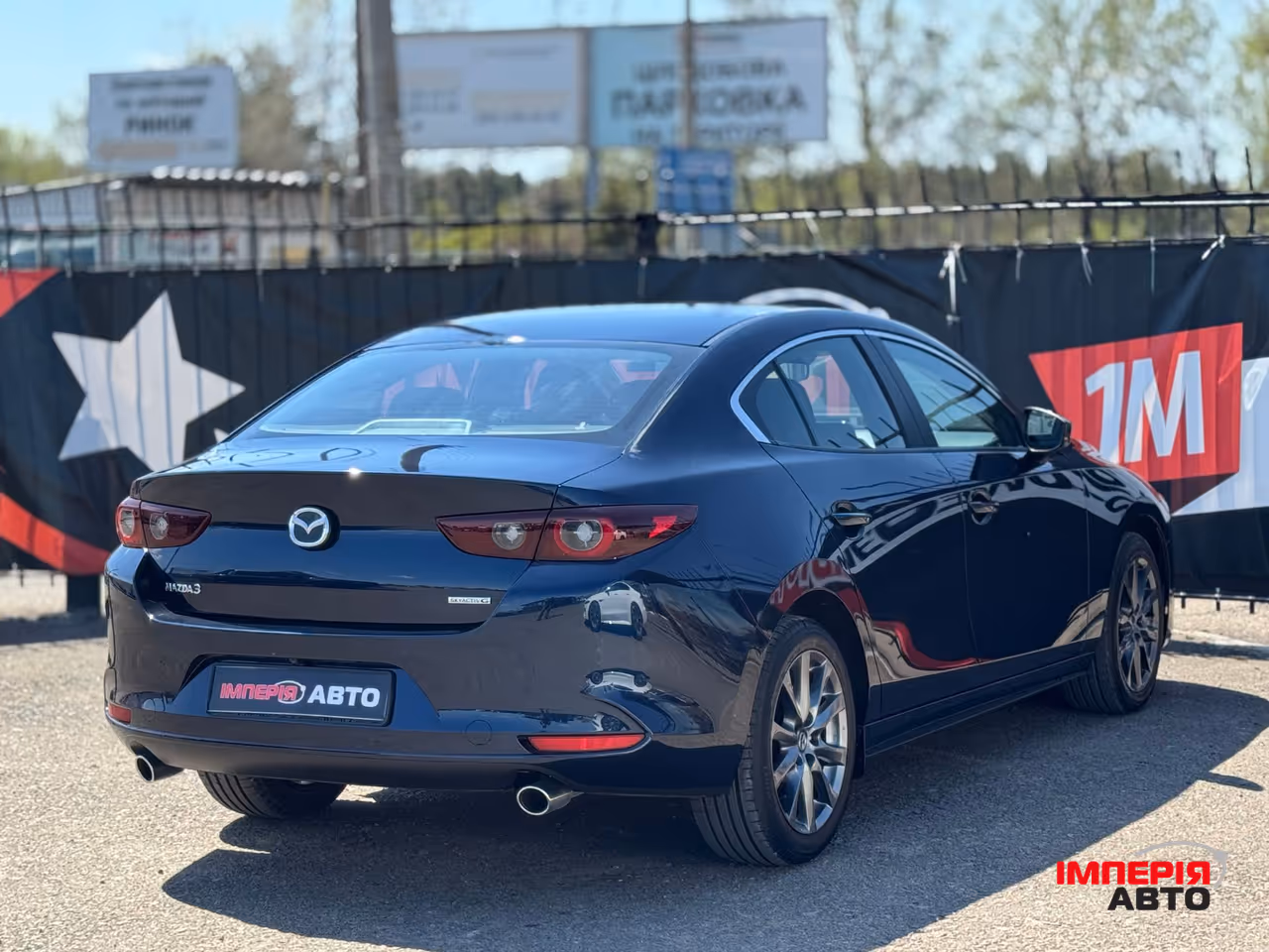 Mazda 3 - фото 4