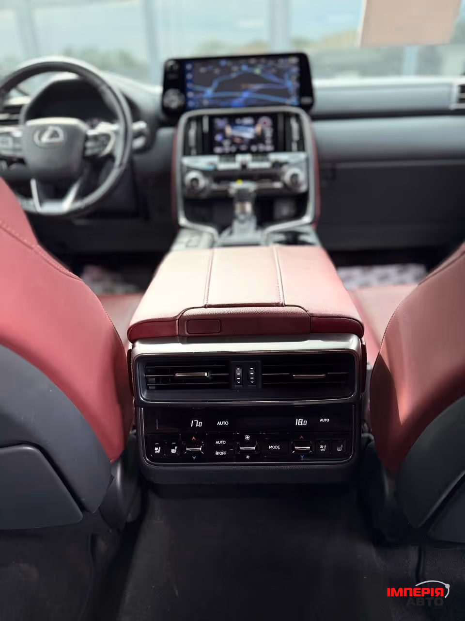 Lexus LX - фото 8