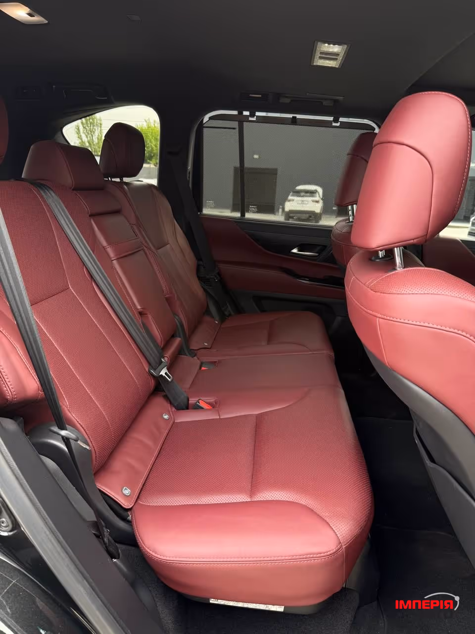 Lexus LX - фото 6