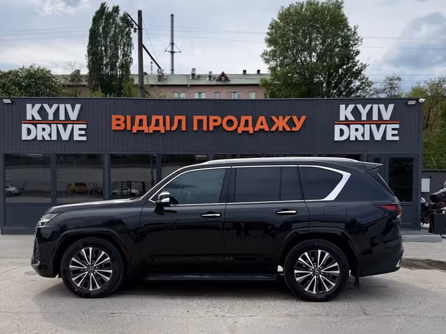 Lexus LX - фото 3