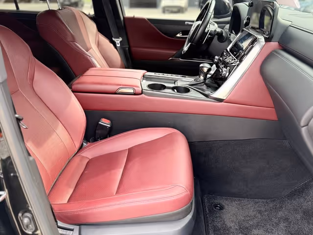 Lexus LX - фото 5