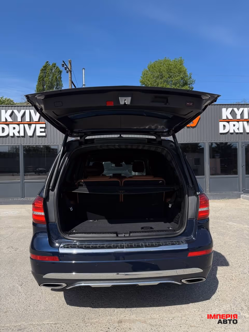 Mercedes-Benz GLS - фото 3