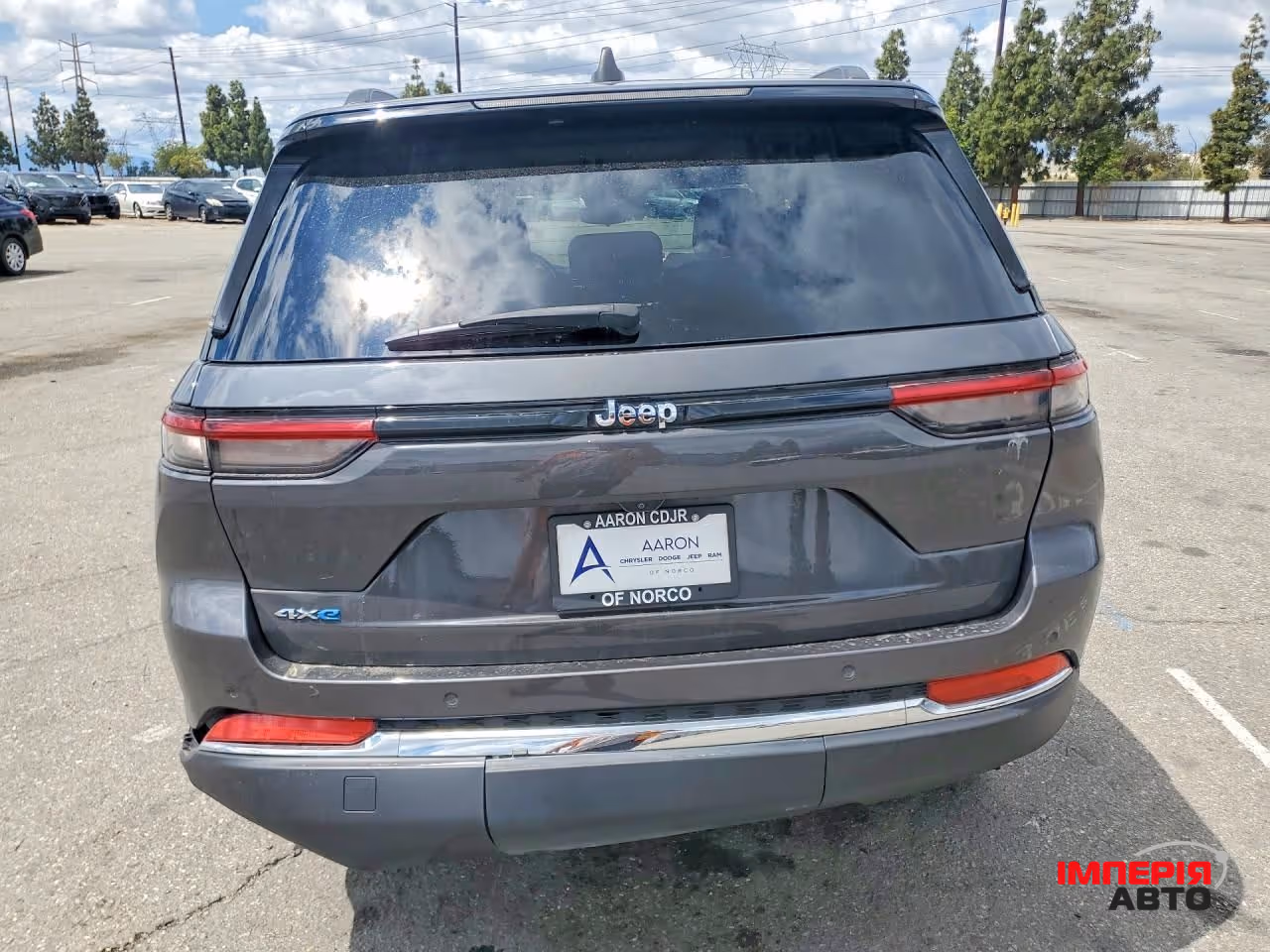 Jeep Grand Cherokee - фото 6